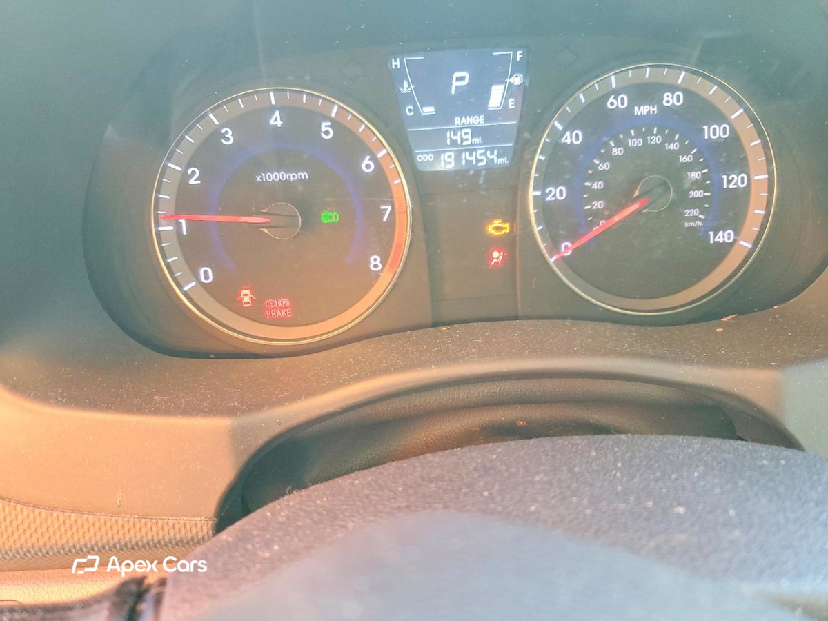 Hyundai Accent 2014