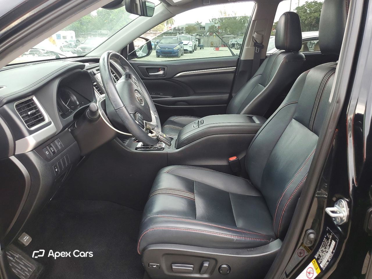 Toyota Highlander 2019