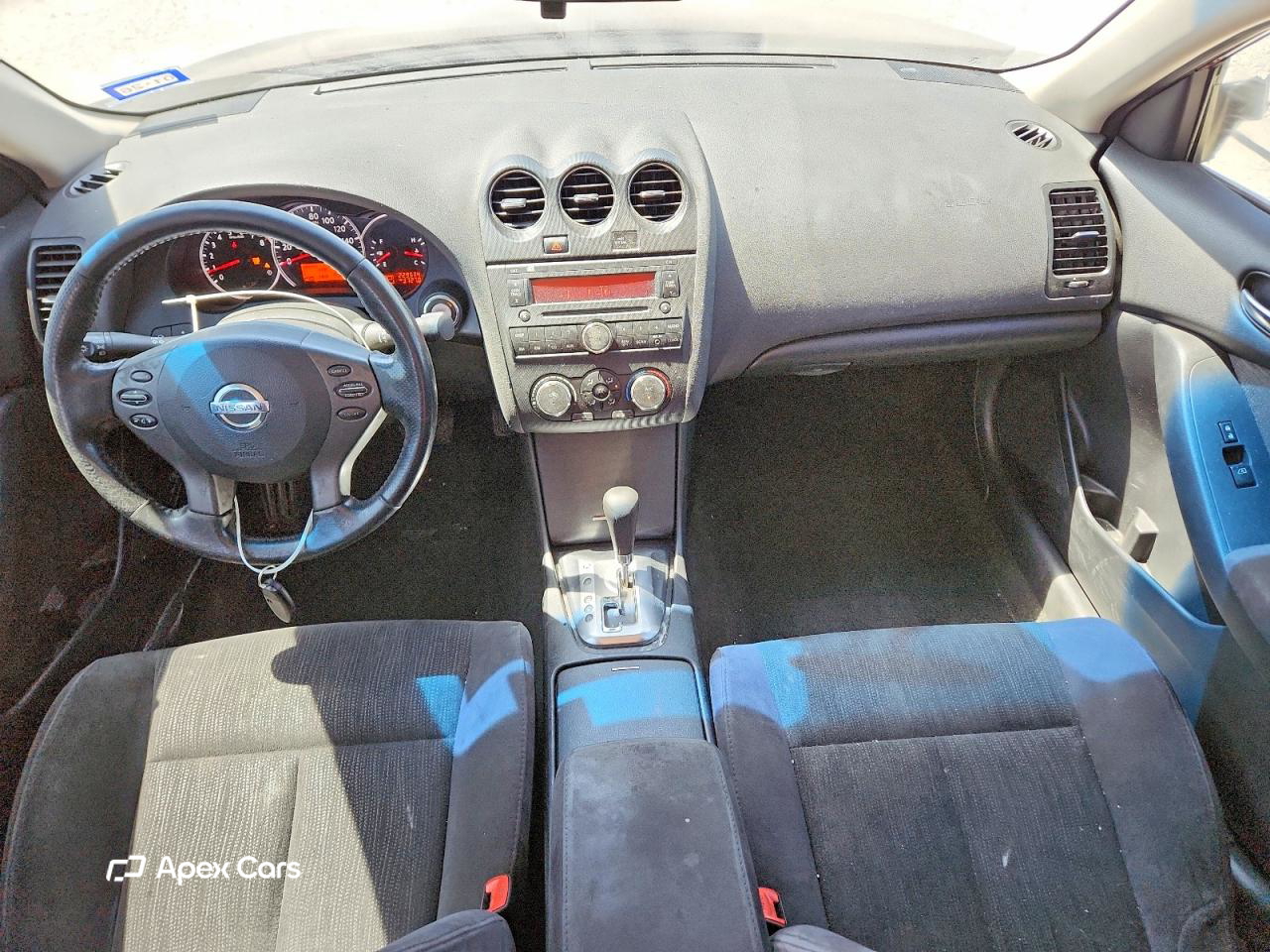 Nissan Altima 2011