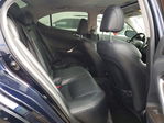 Lexus IS 2010