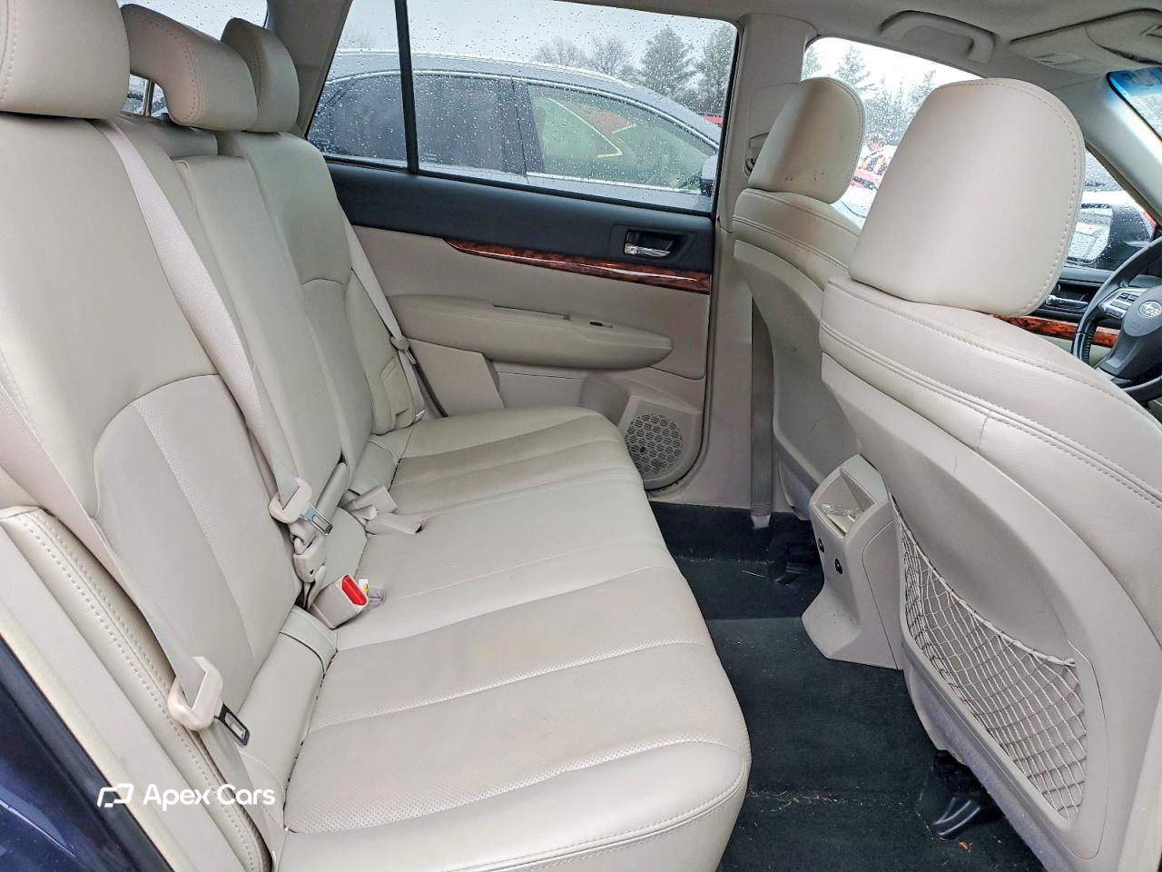 Subaru Outback 2012