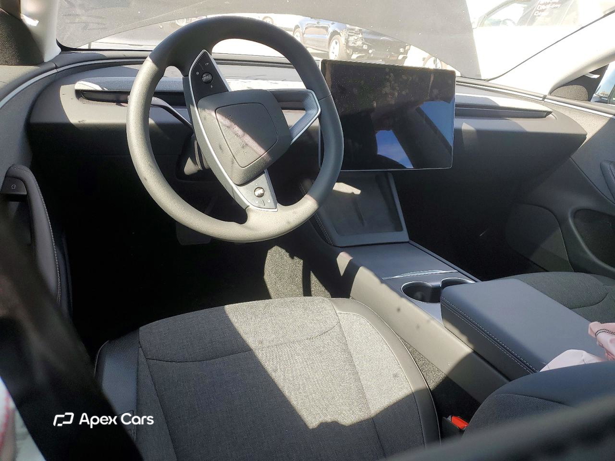Tesla Model 3 2025