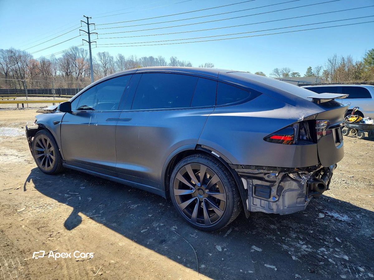 Tesla Model X 2022