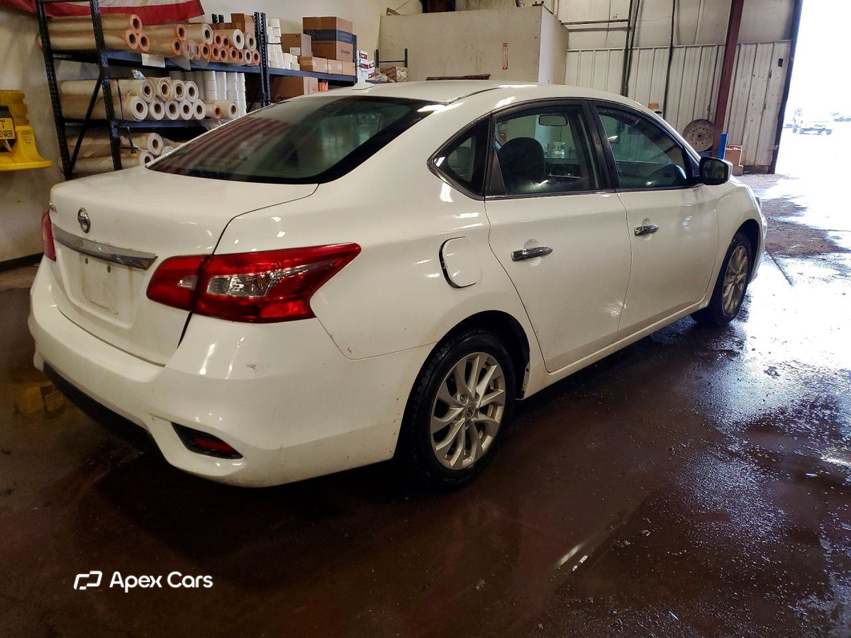 Nissan Sentra 2018