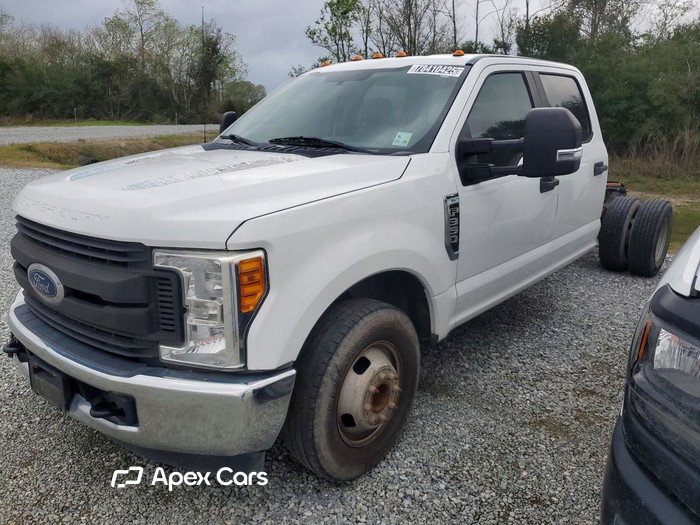 2018 Ford F350 - Image 1 of 5