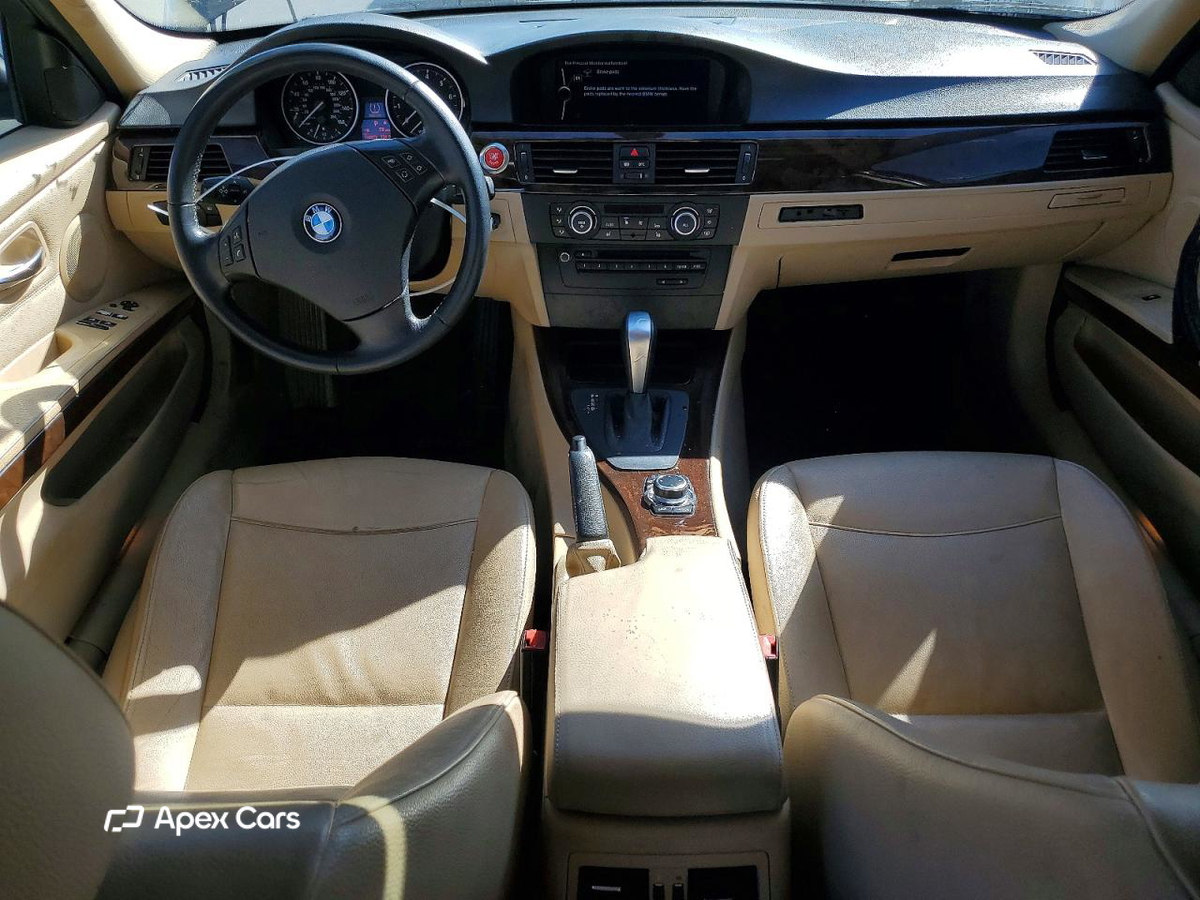 BMW Series 3 2011