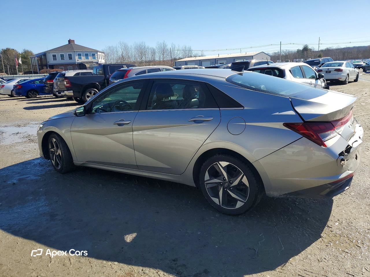 Hyundai Elantra 2023