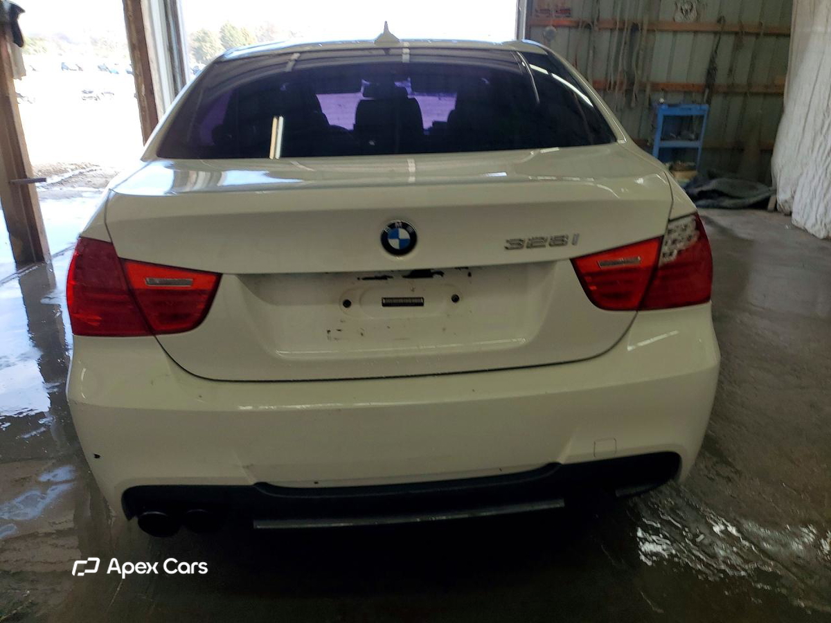 BMW Series 3 2009