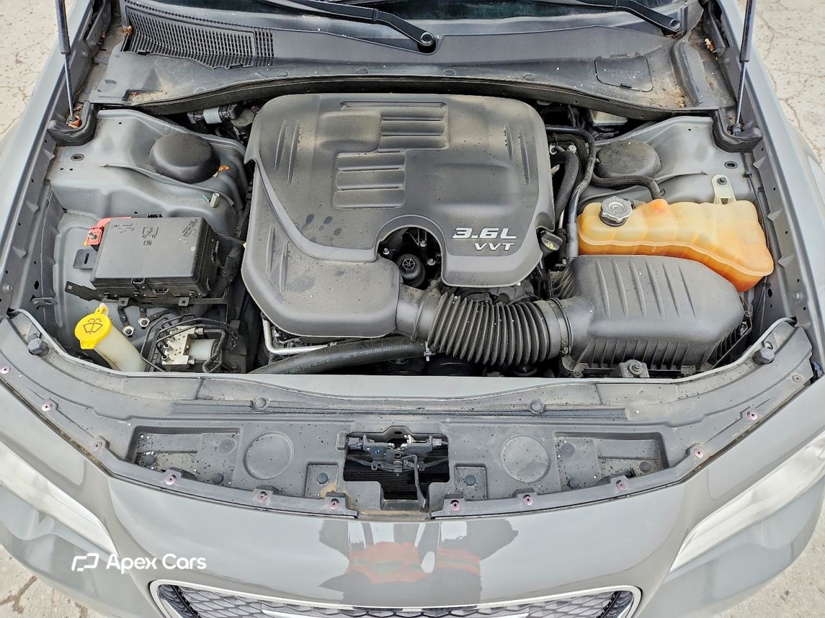 Chrysler 300 2019