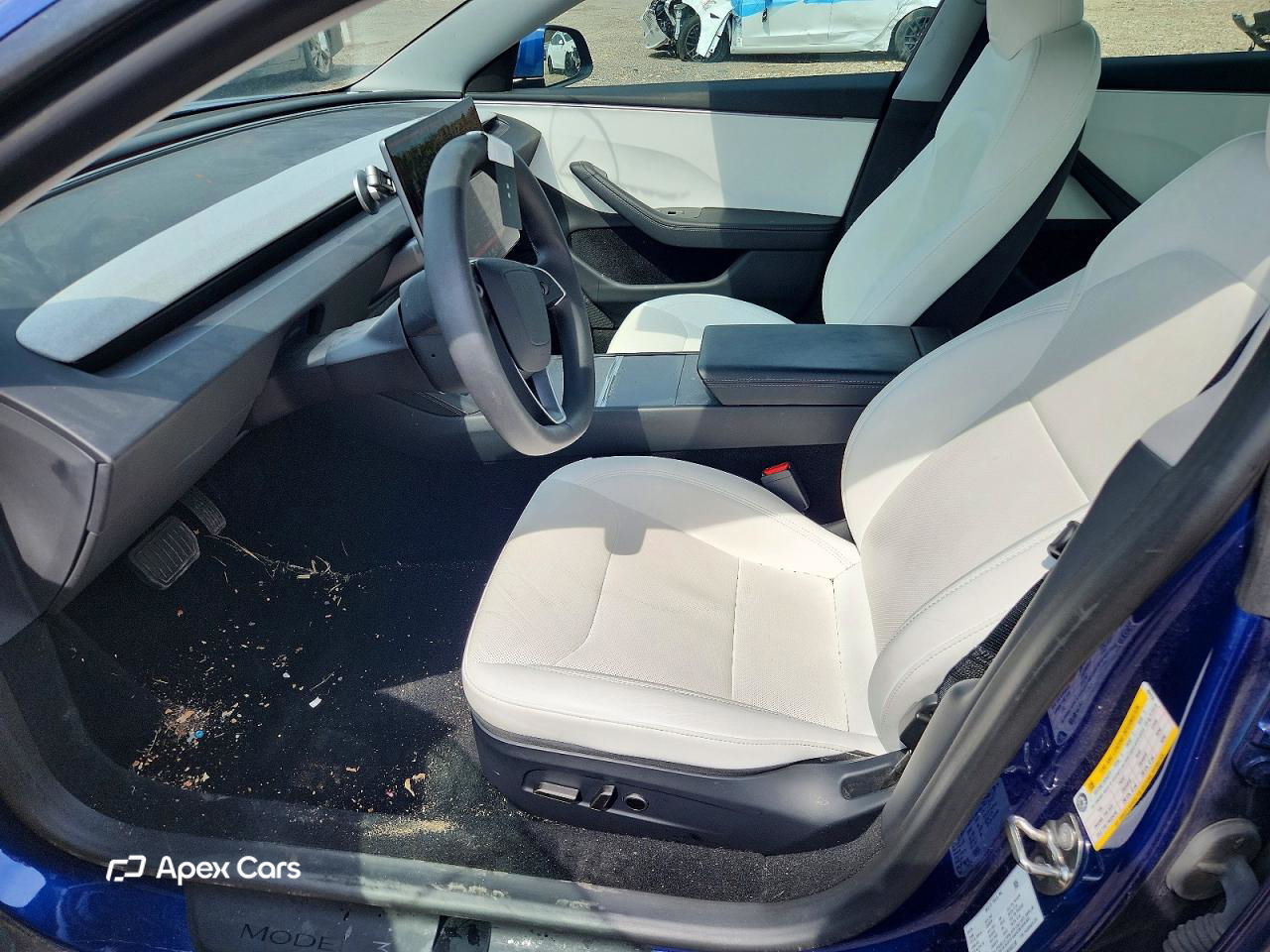 Tesla Model 3 2024