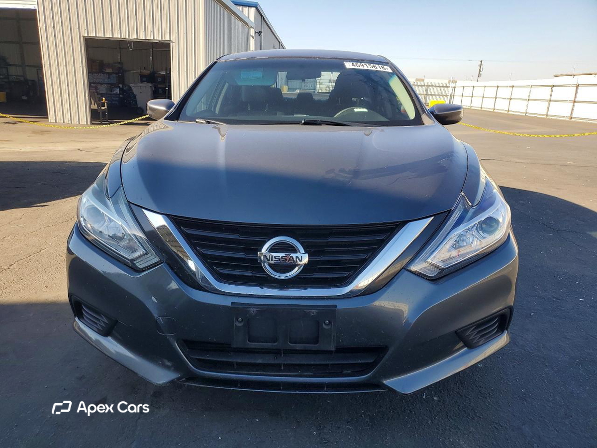 Nissan Altima 2017