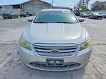 Ford Taurus 2010
