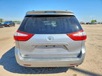 Toyota Sienna 2015