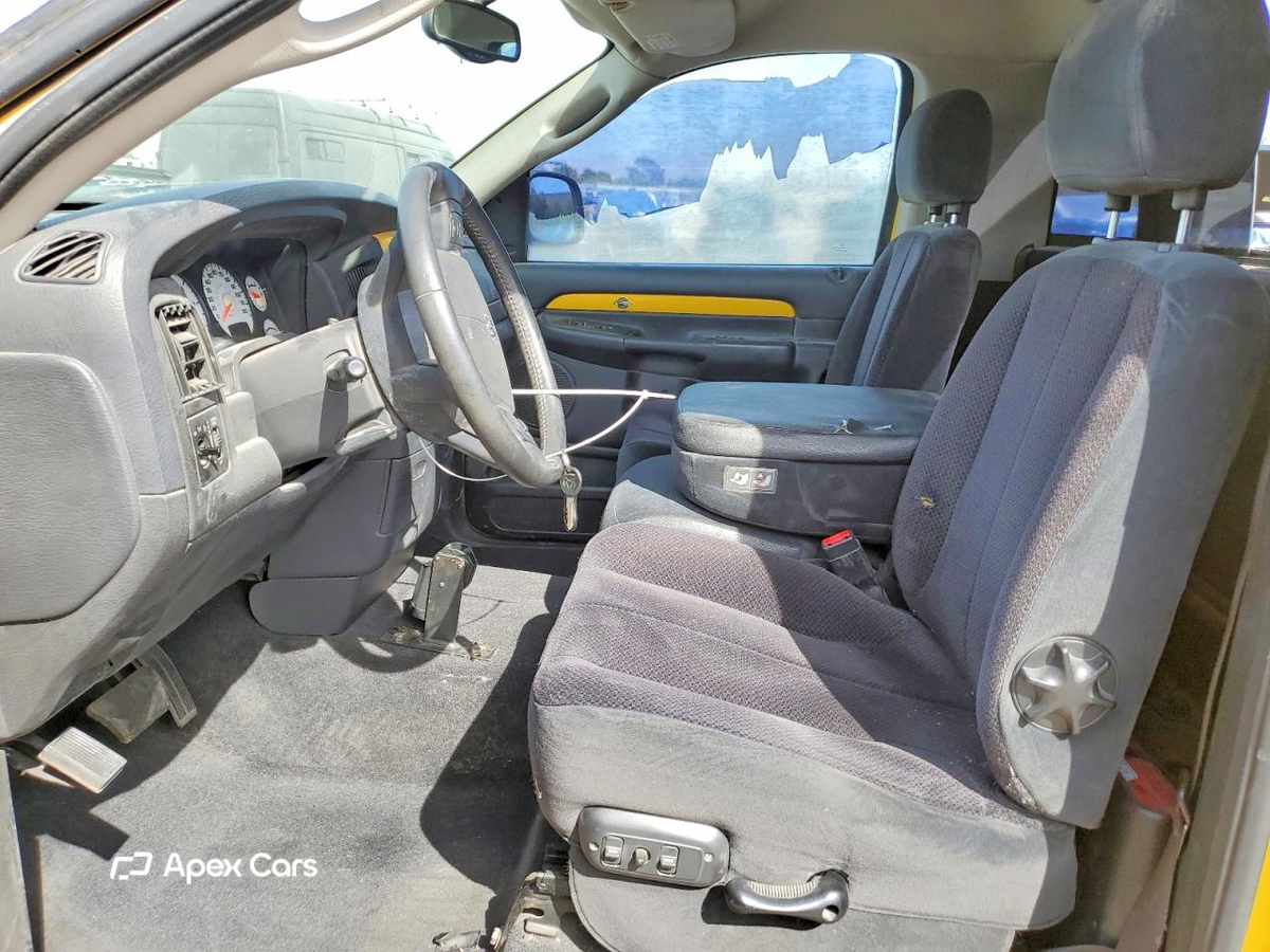 Dodge RAM 2005