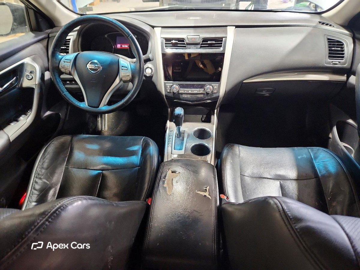 Nissan Altima 2015