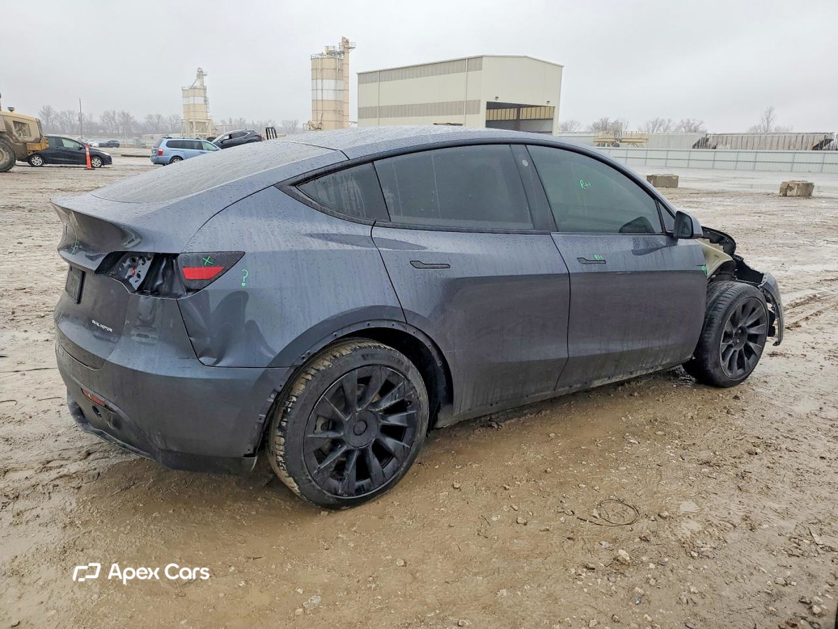 Tesla Model Y 2021