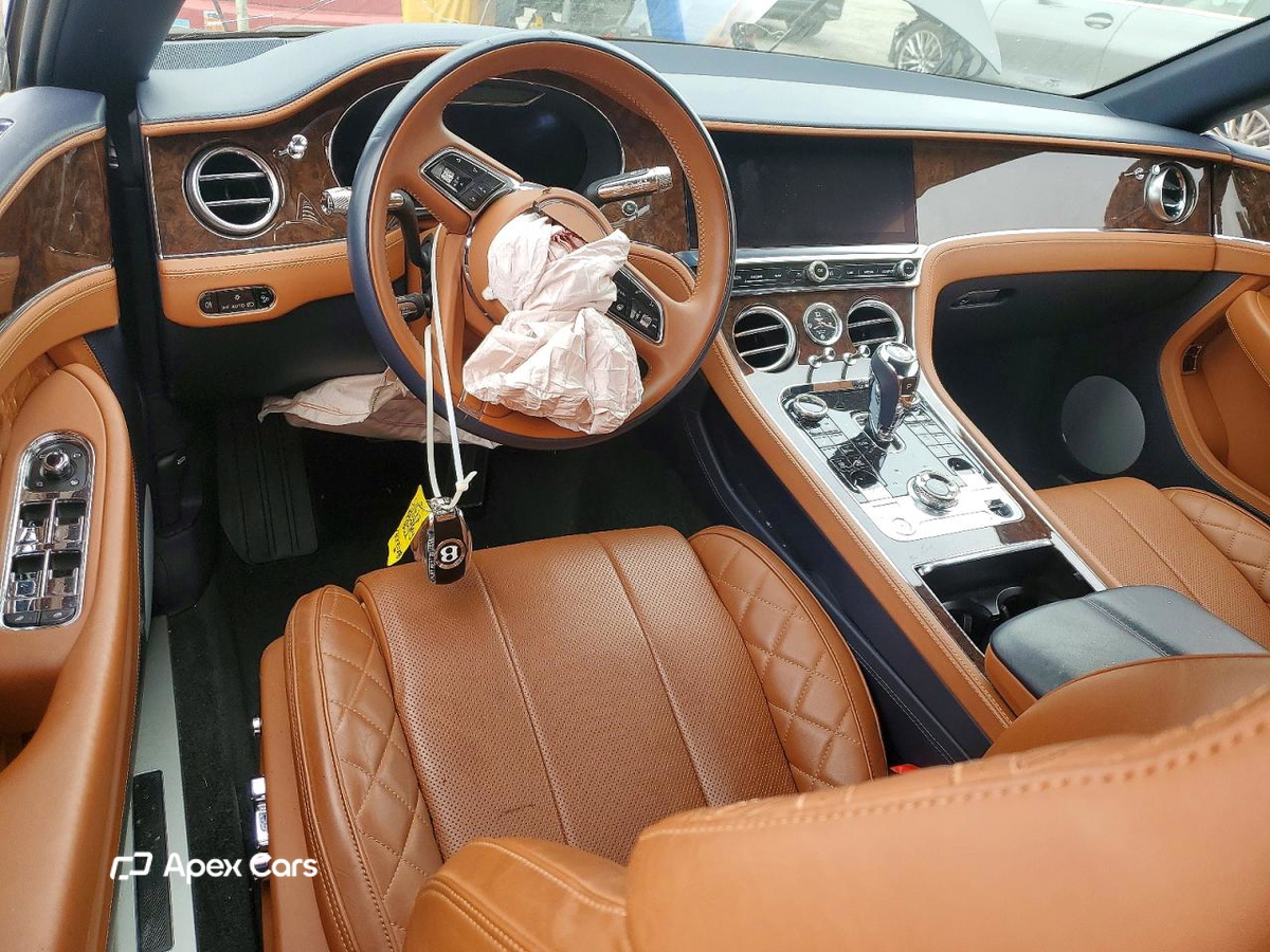 Bentley Continental 2021