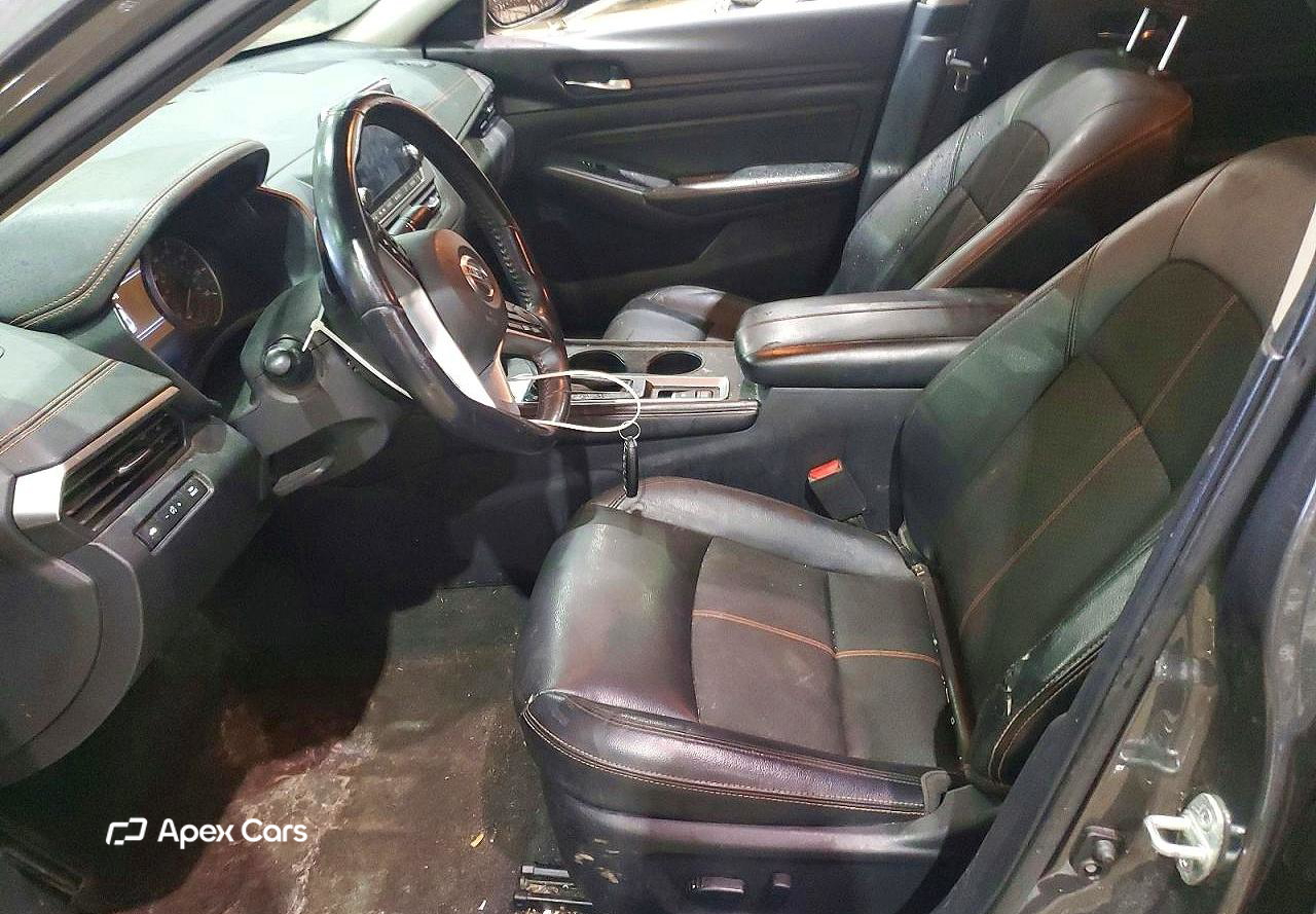 Nissan Altima 2019
