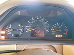 Mercedes-Benz  2001