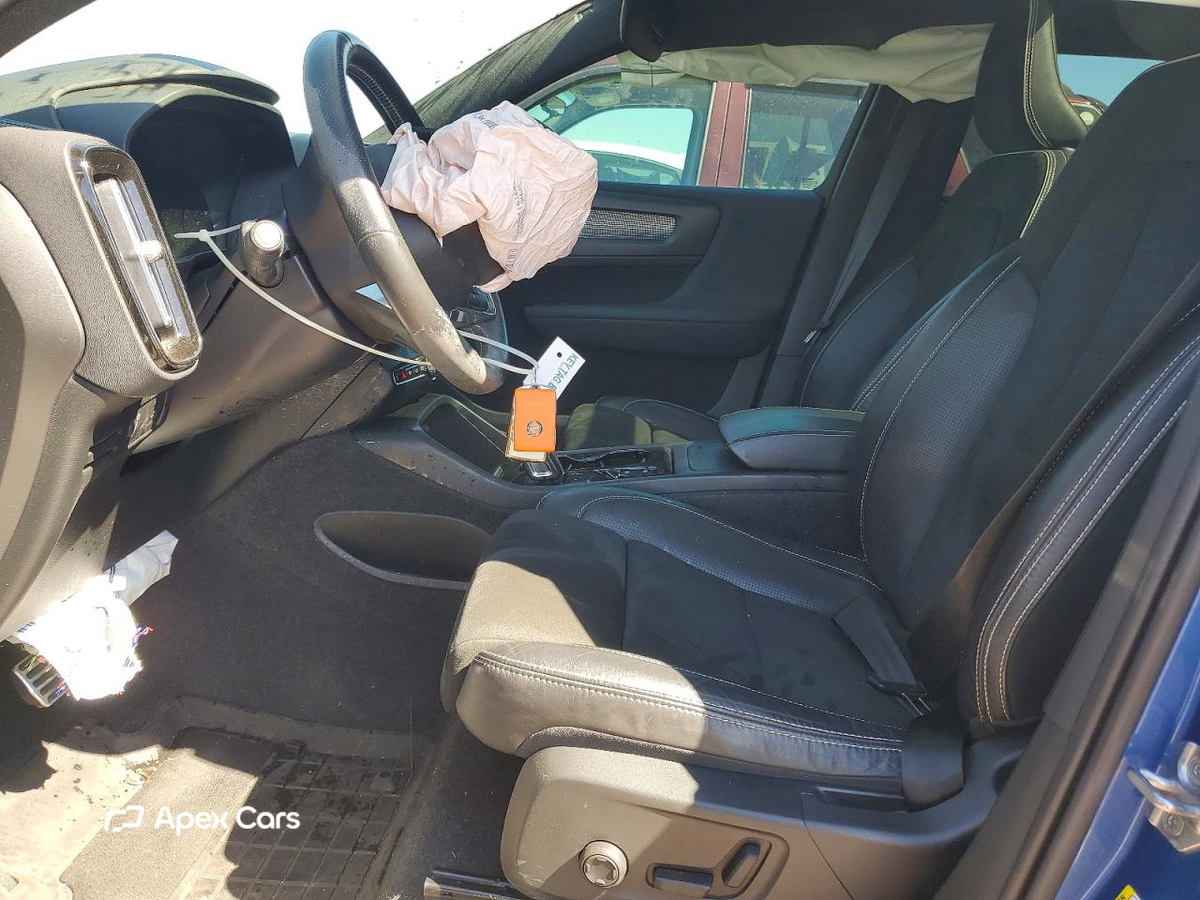 Volvo XC40 2021