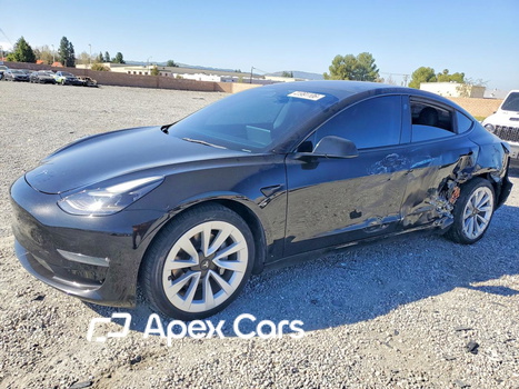 Tesla Model 3 2022 - Image 1 of 13