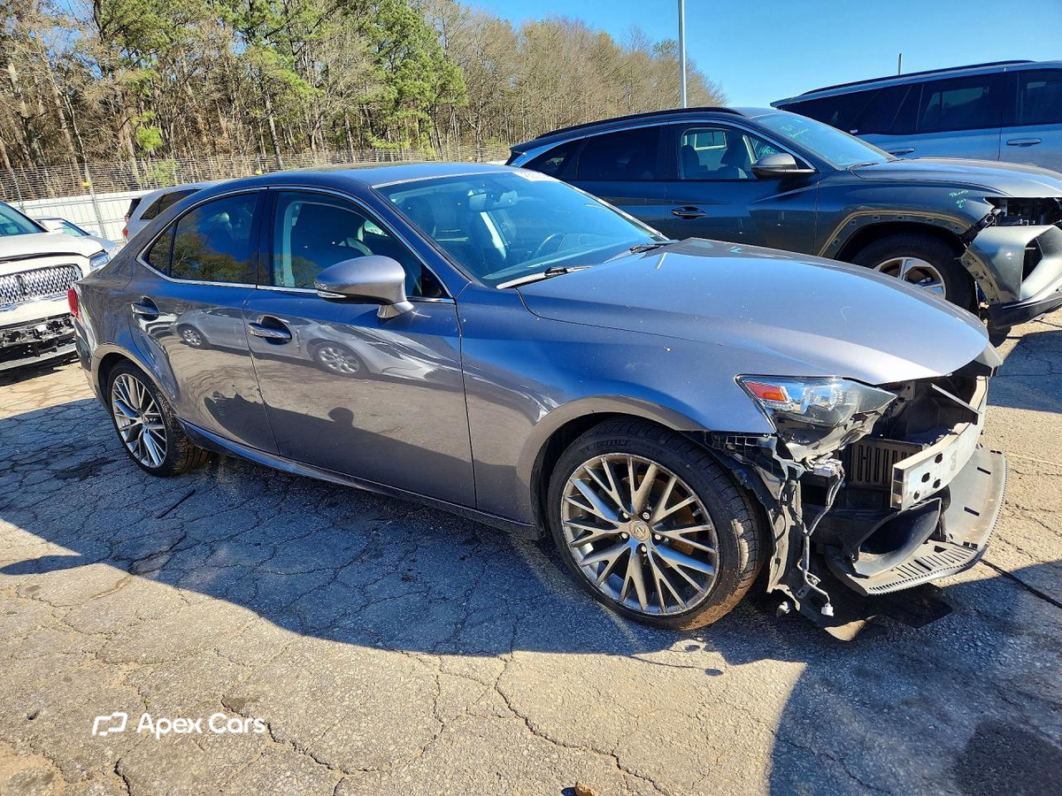 Lexus IS 2015