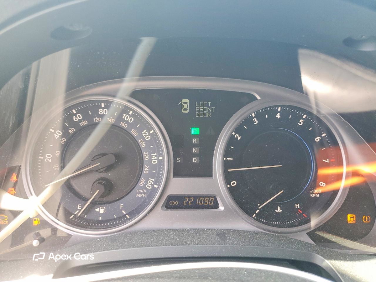 Lexus IS 2010