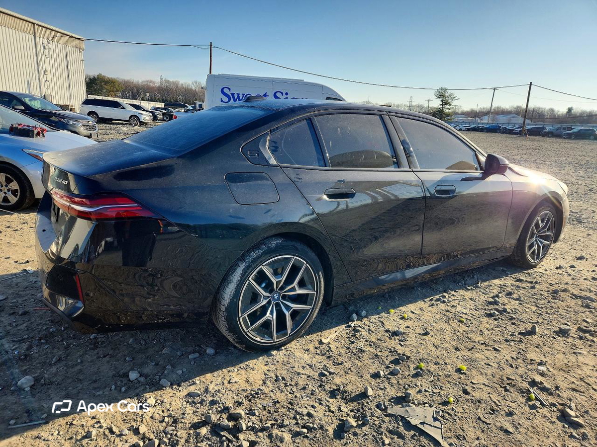 BMW i5 2024