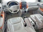 Toyota Sienna 2010