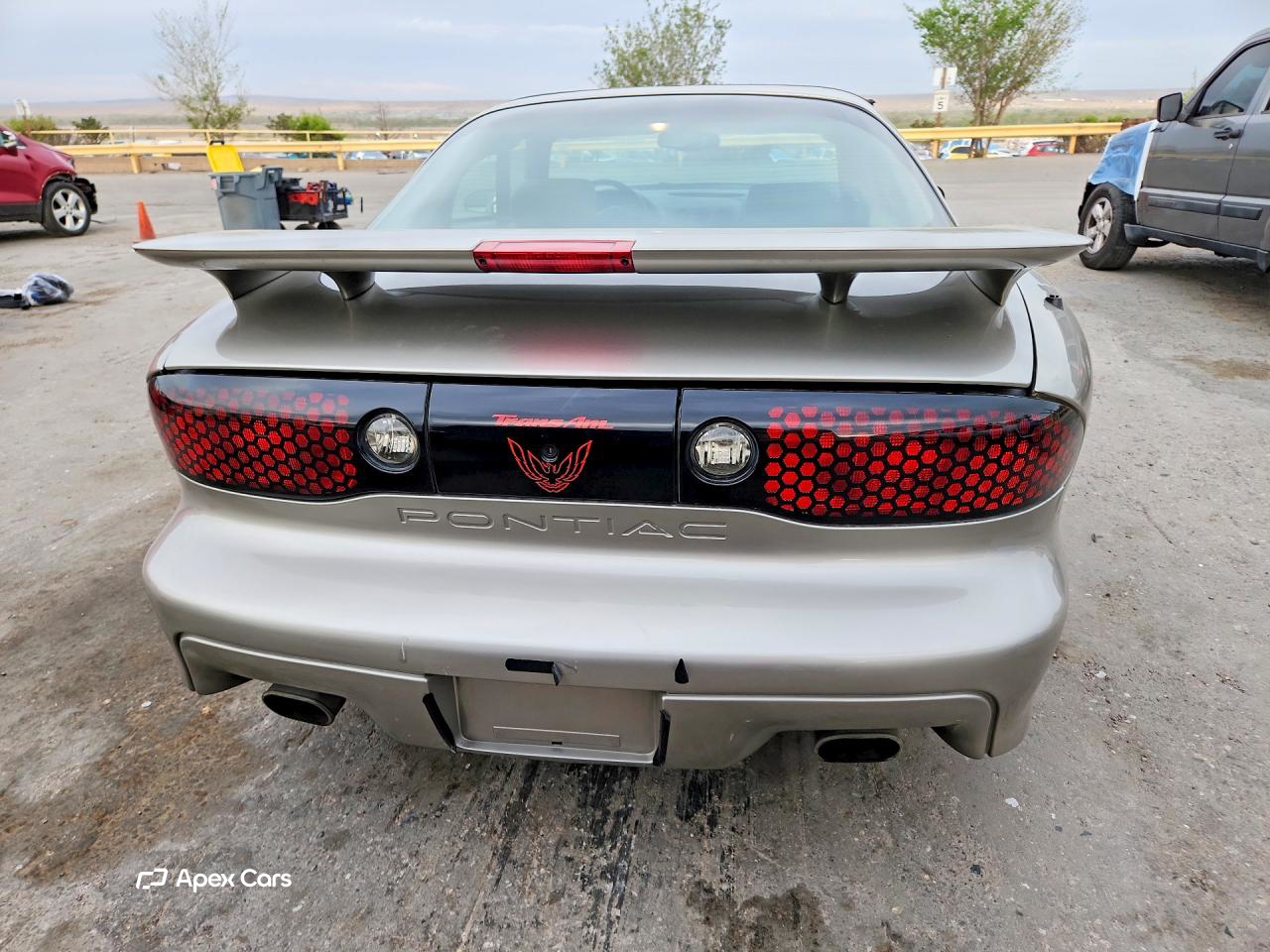 Pontiac Firebird 2000