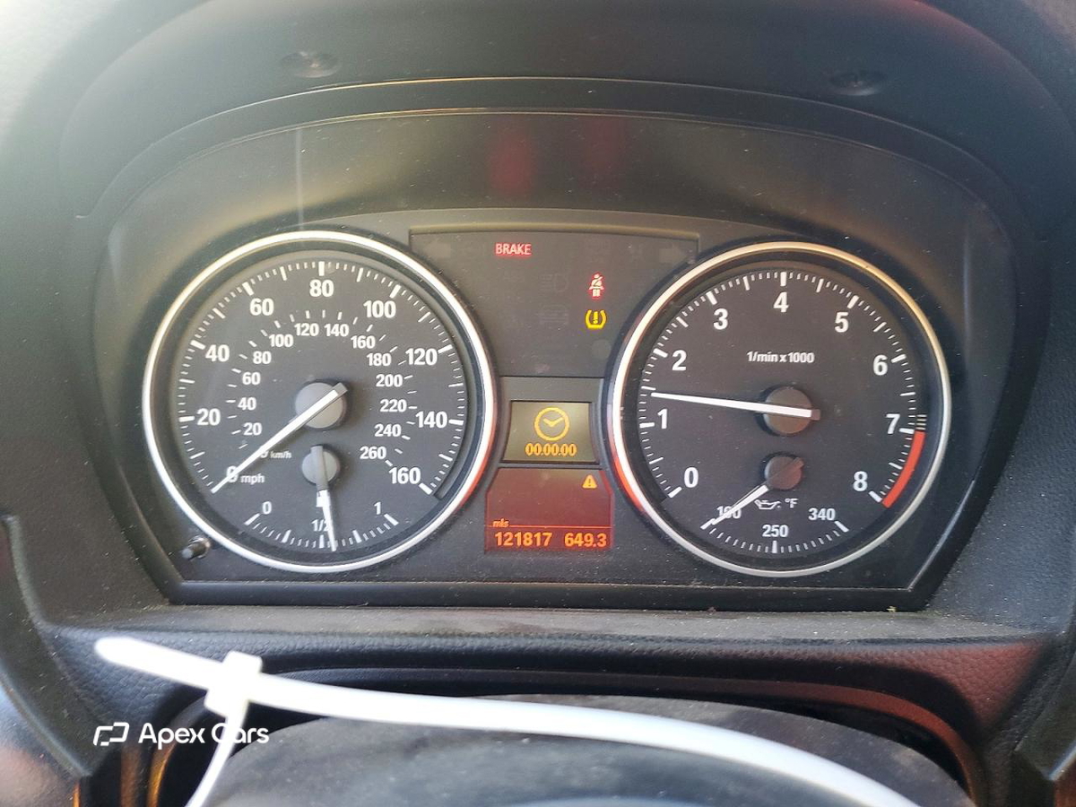 BMW Series 3 2011