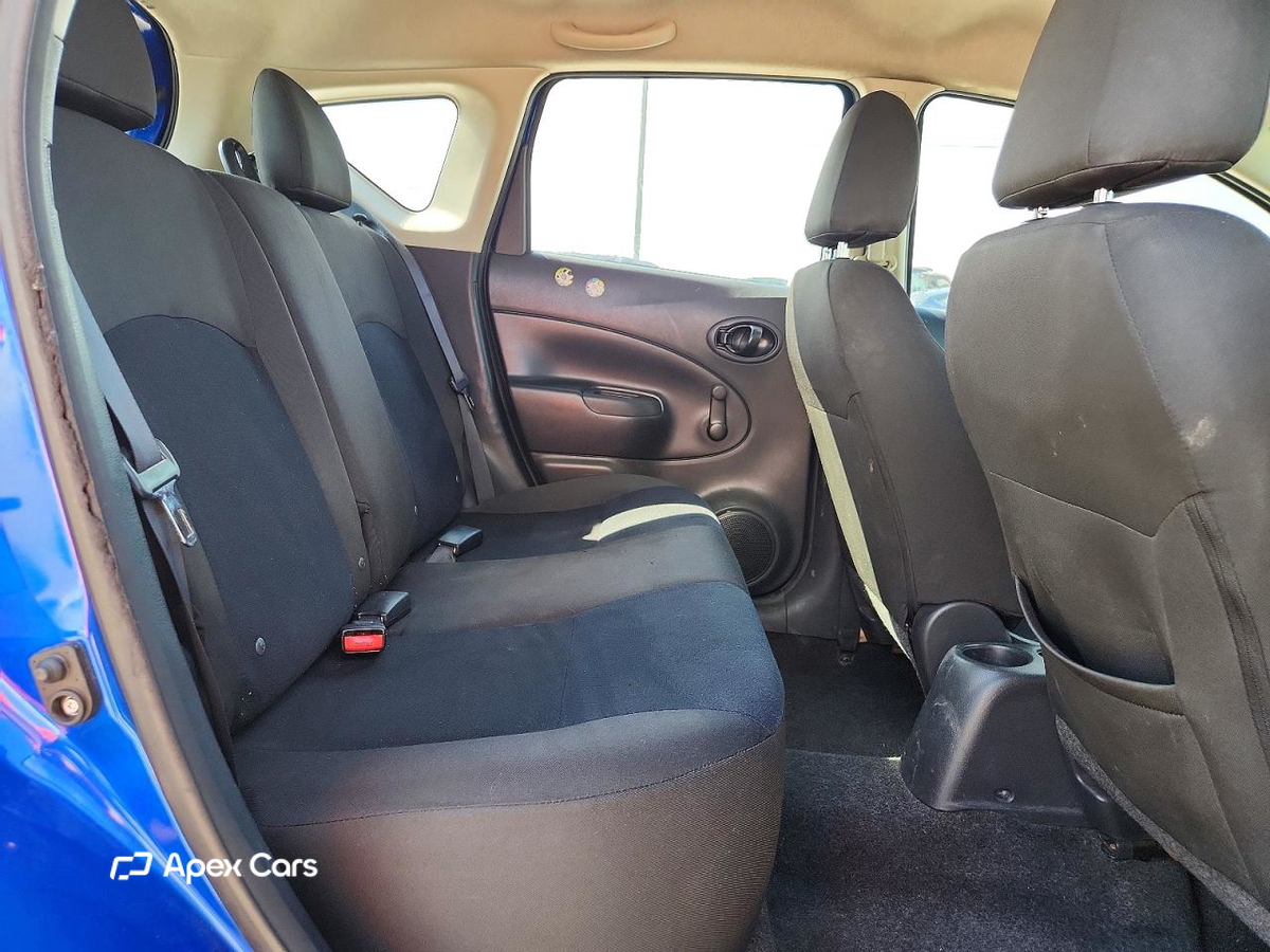 Nissan Versa 2016