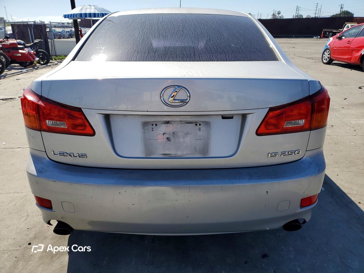 Lexus IS 2006