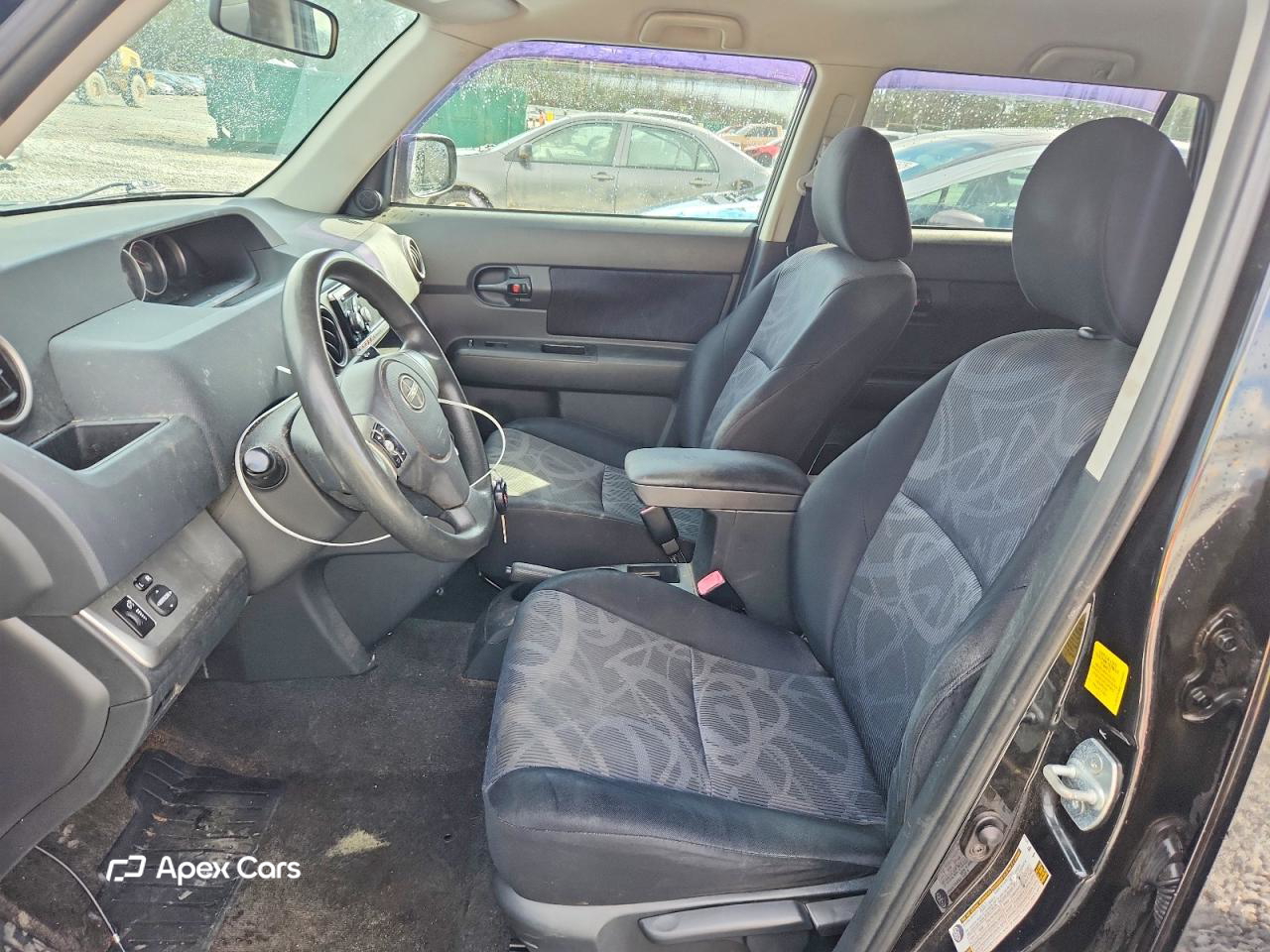 Scion xB 2011