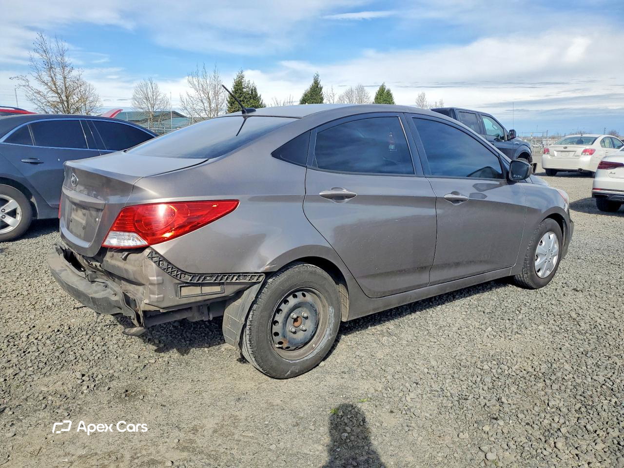 Hyundai Accent 2013