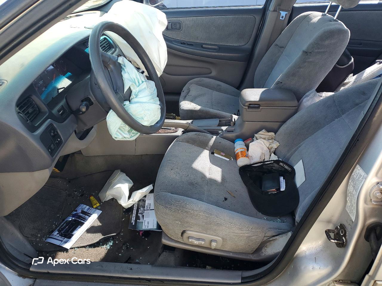 Nissan Altima 2001