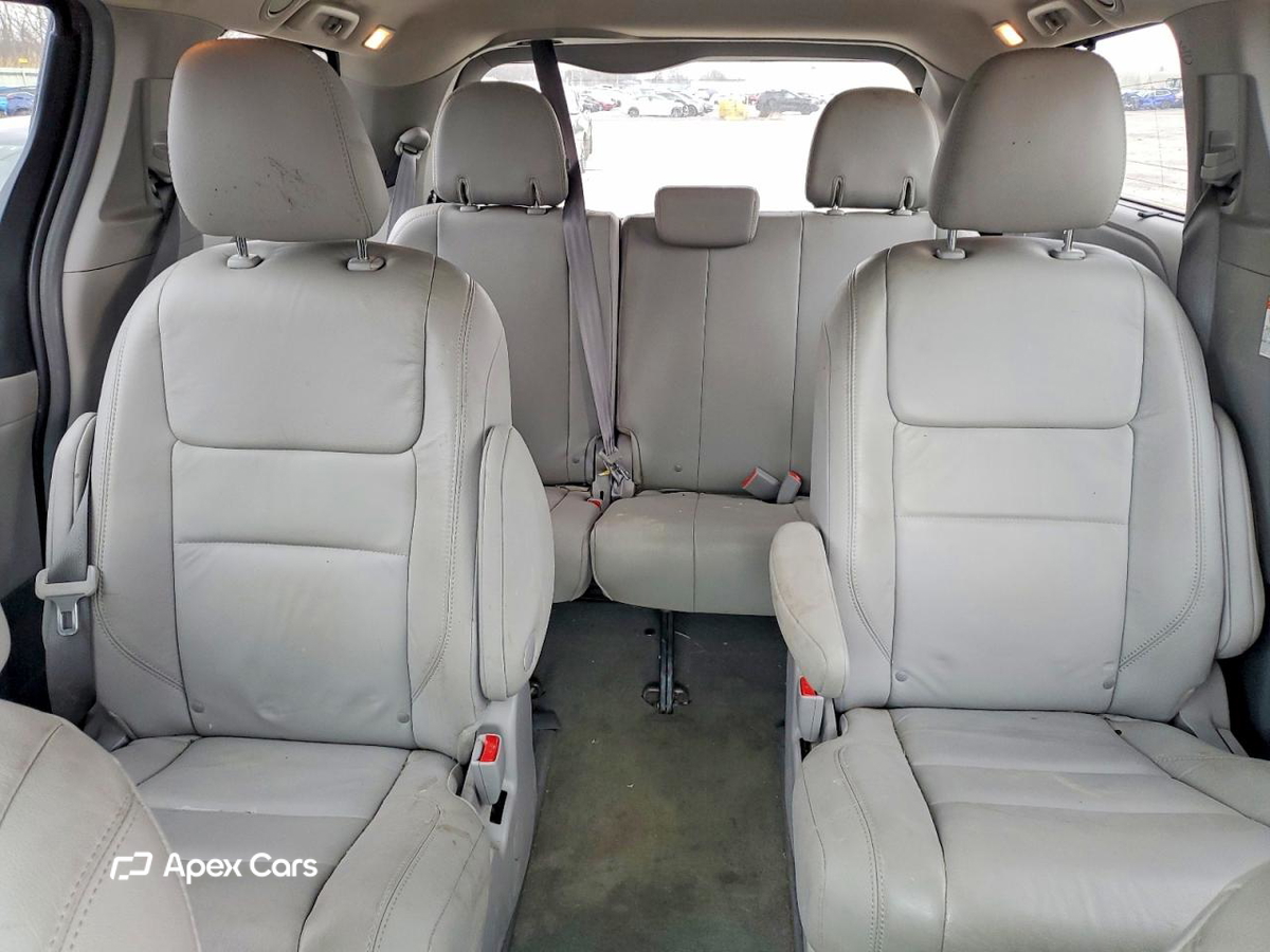 Toyota Sienna 2017