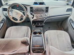 Toyota Sienna 2012