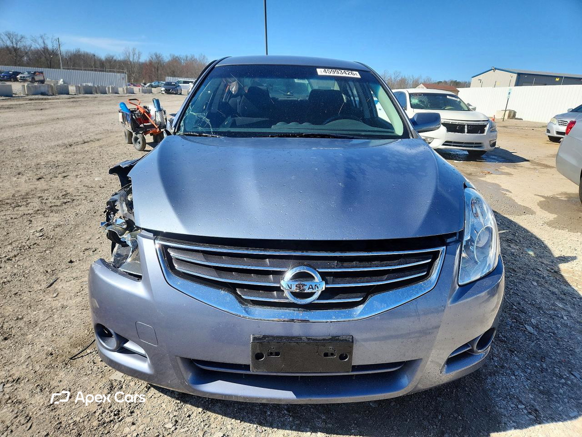 Nissan Altima 2012
