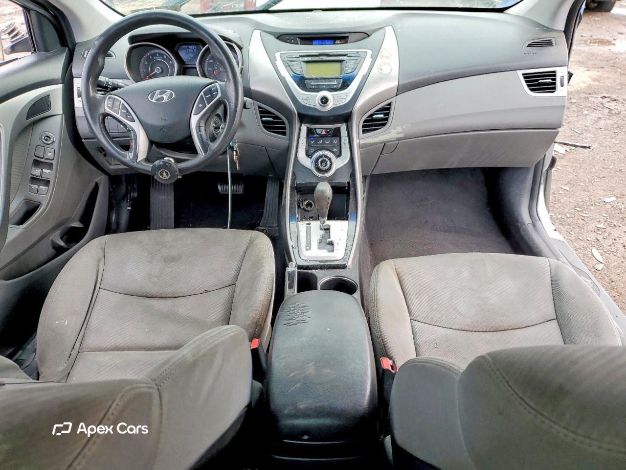 Hyundai Elantra 2012
