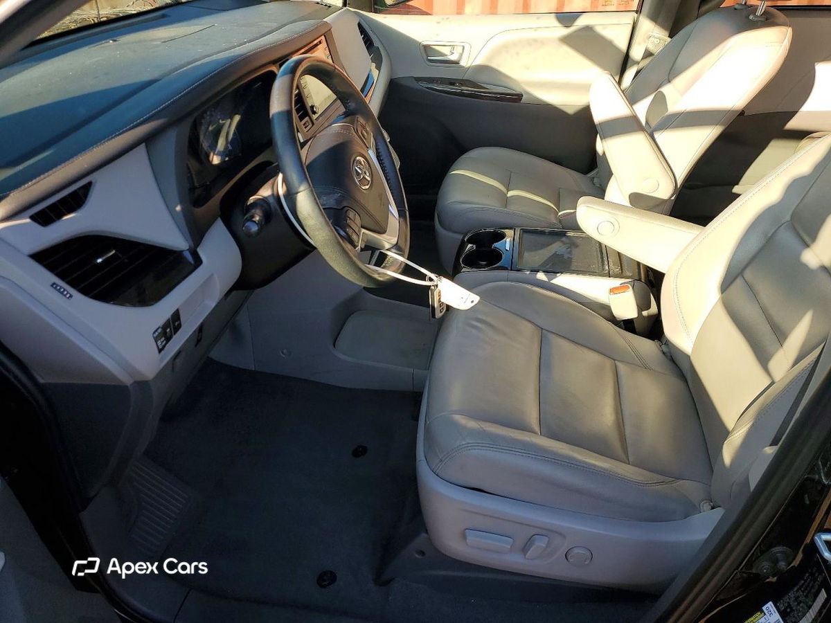 Toyota Sienna 2020