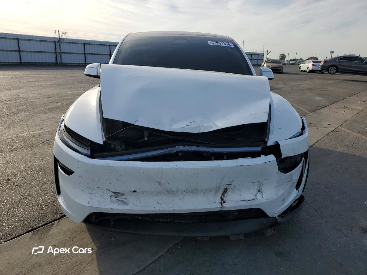 Tesla Model Y 2026