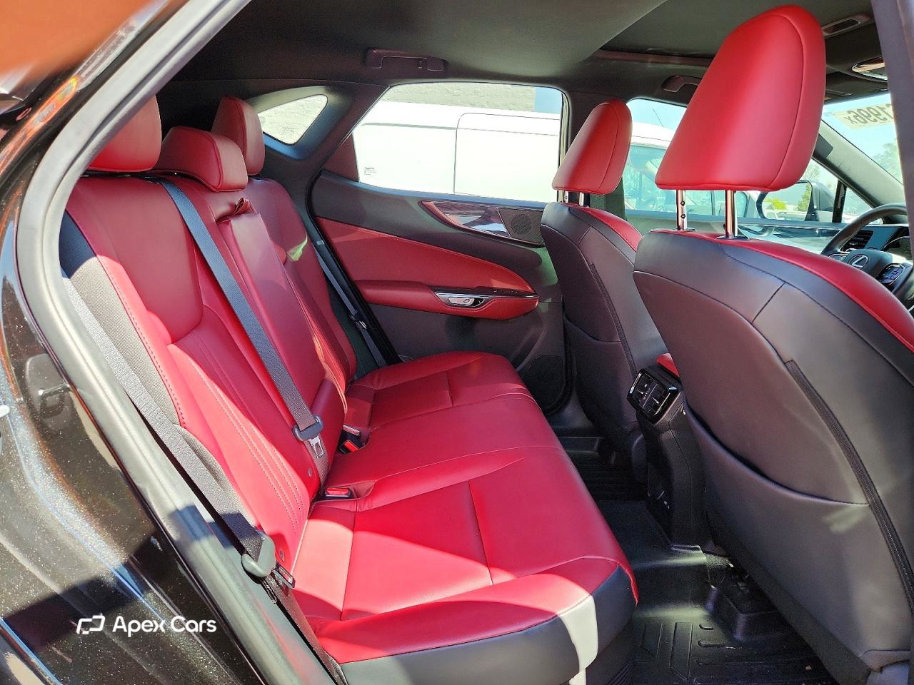 Lexus NX 2024