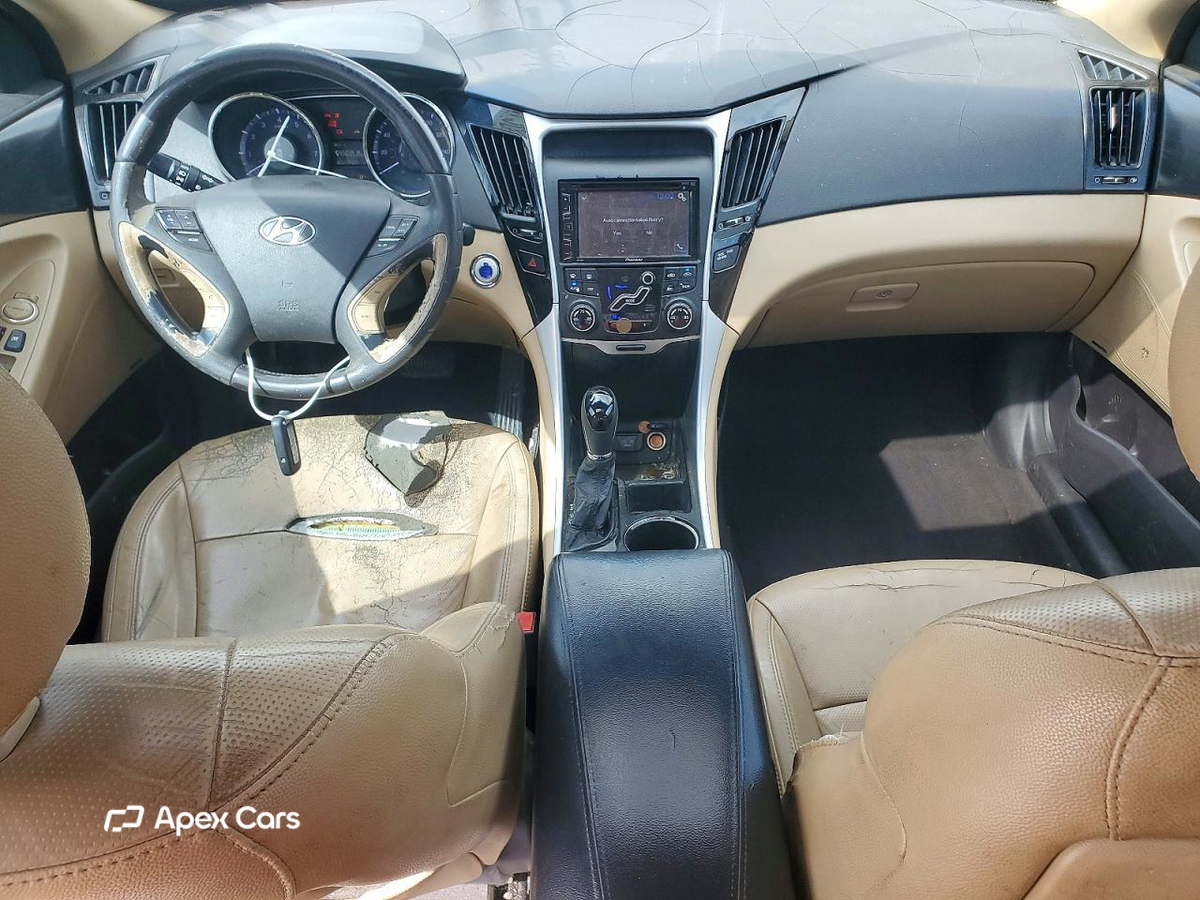 Hyundai Sonata 2011