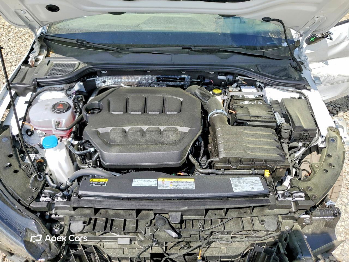 Volkswagen Golf 2025