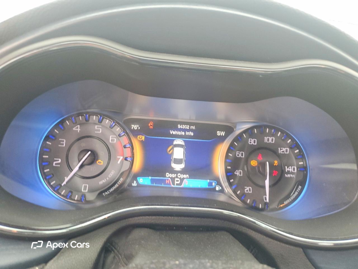 Chrysler 200 2015