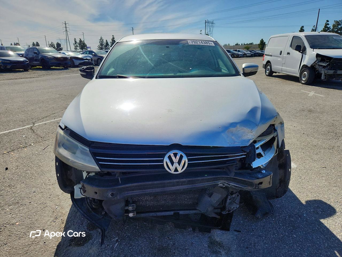 Volkswagen Jetta 2013