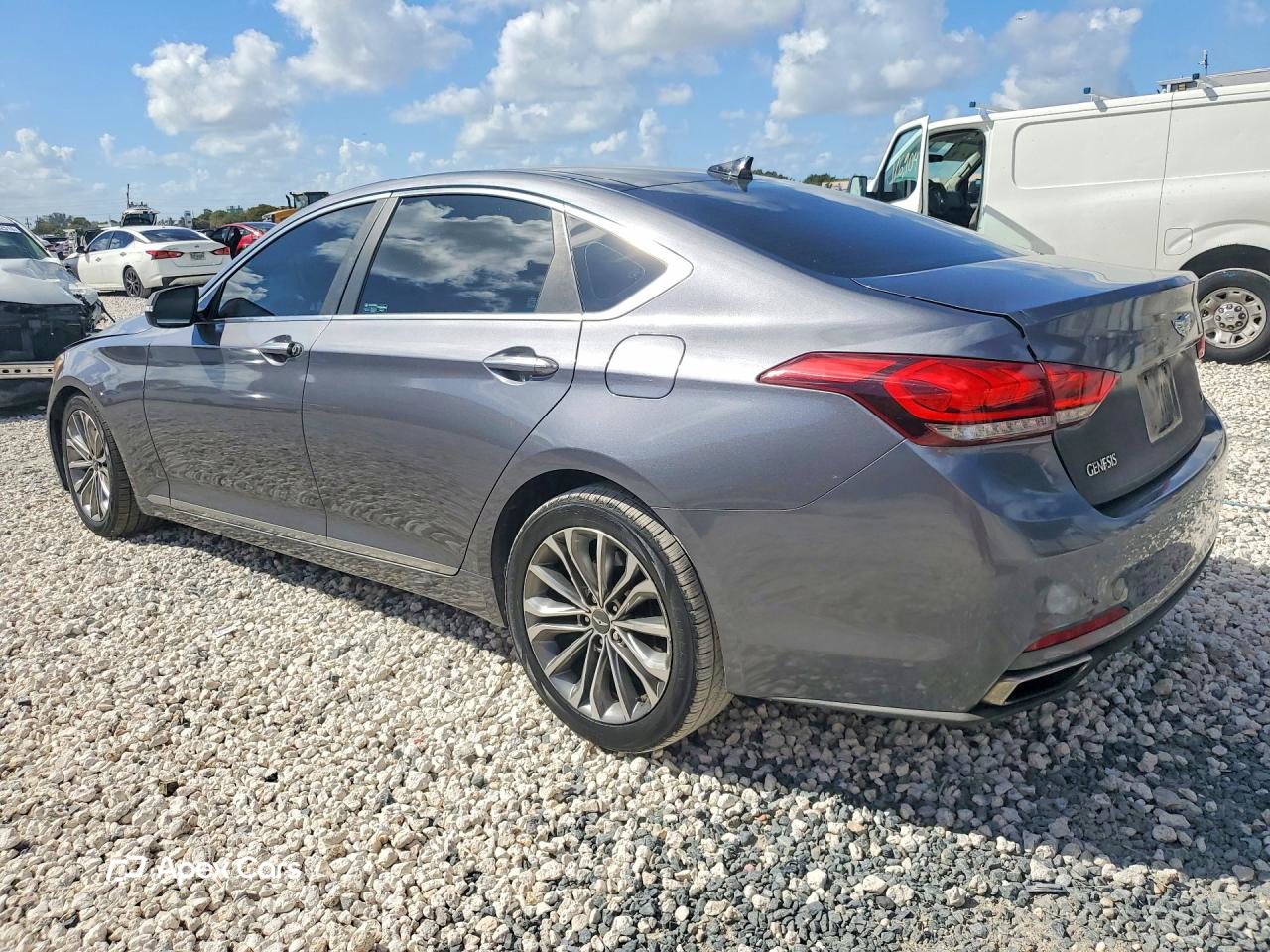 Hyundai Genesis 2015