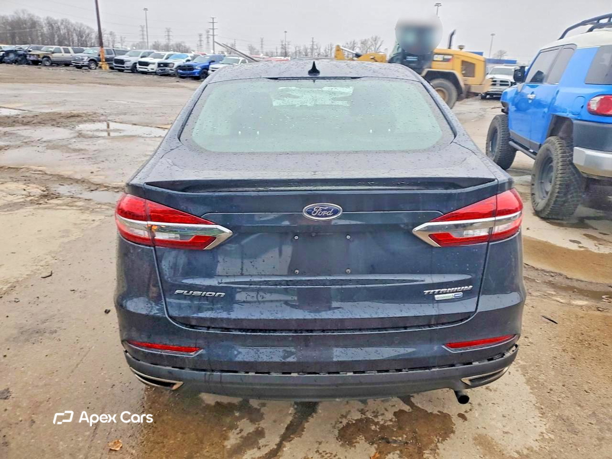 Ford Fusion 2020