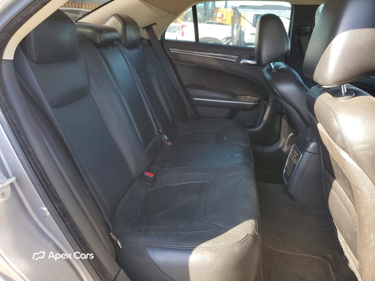 Chrysler 300 2015